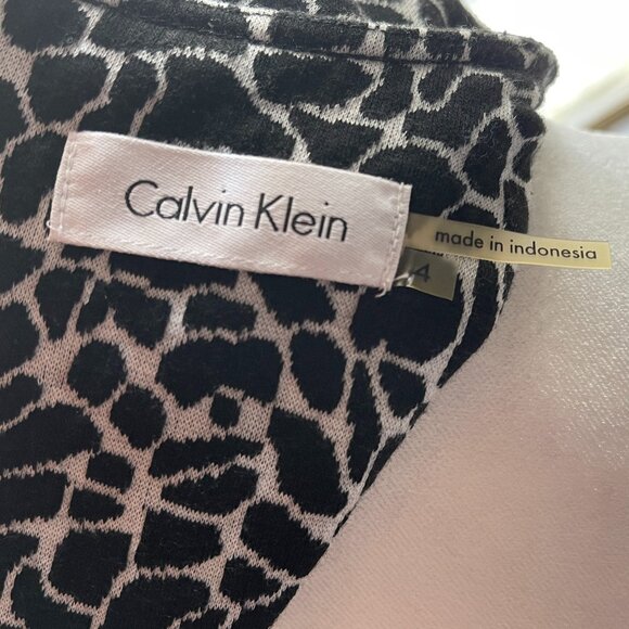 Calvin Klein Fit and Flare Short Sleeve Dress - Picture 5 of 8